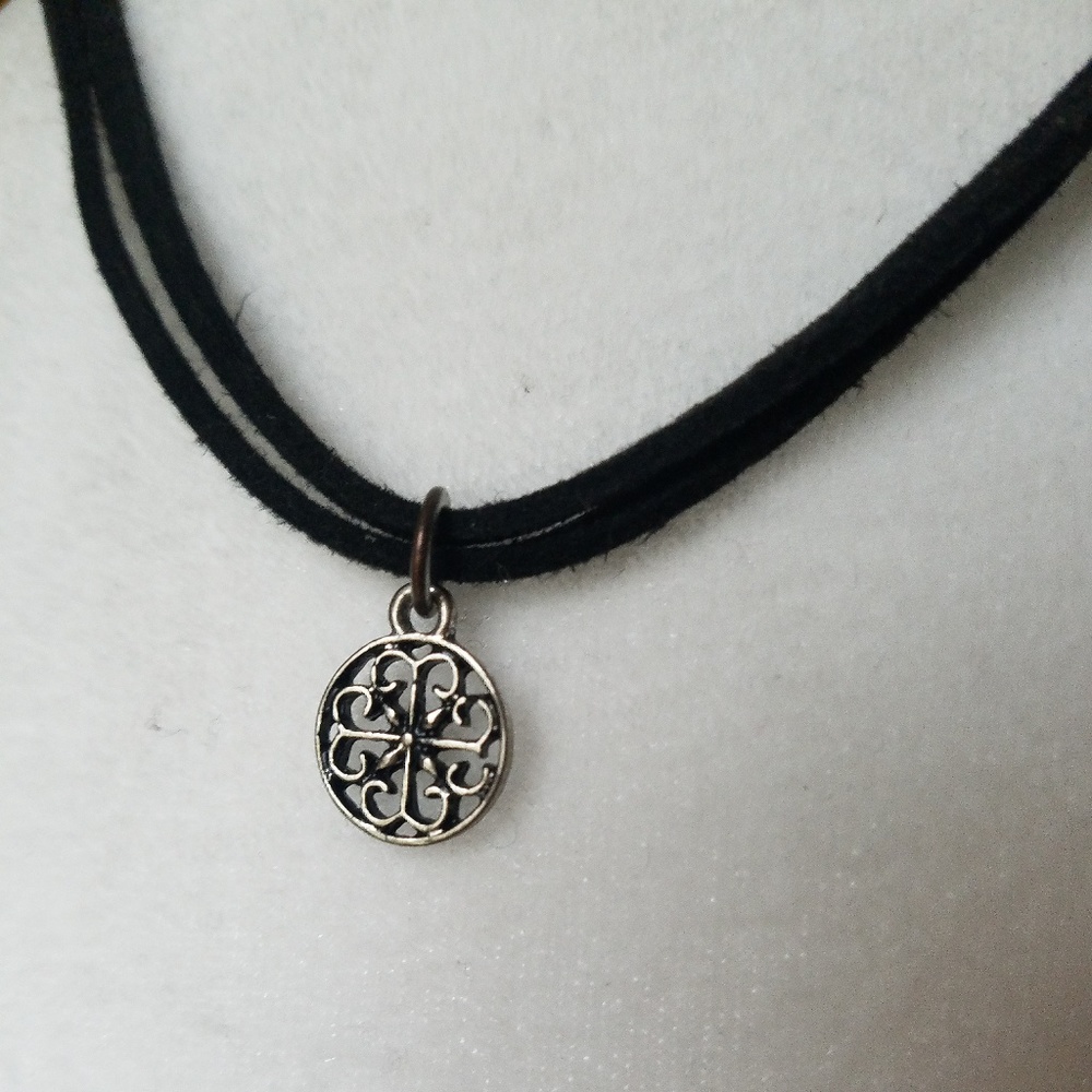 Clover necklace